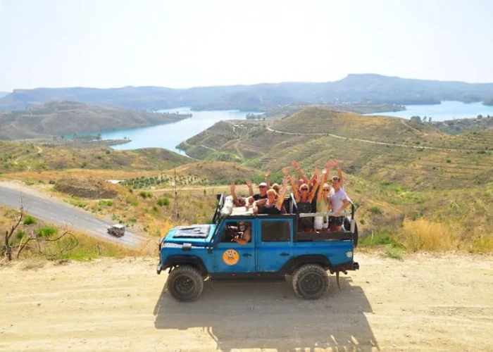 Jeep Safari Side 2